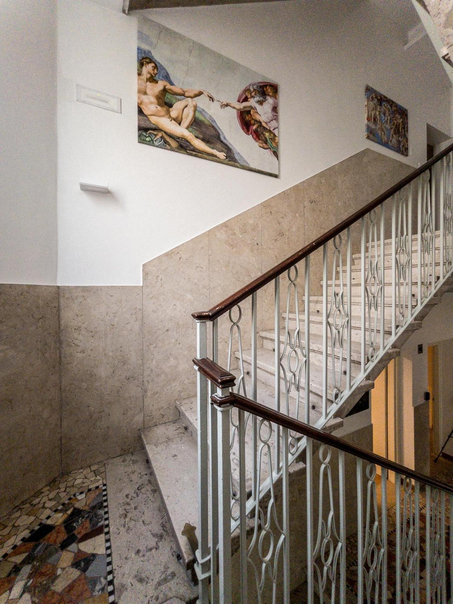 Rrrapido Holy Suites And Rooms - Via Sardegna Mediolan Zewnętrze zdjęcie