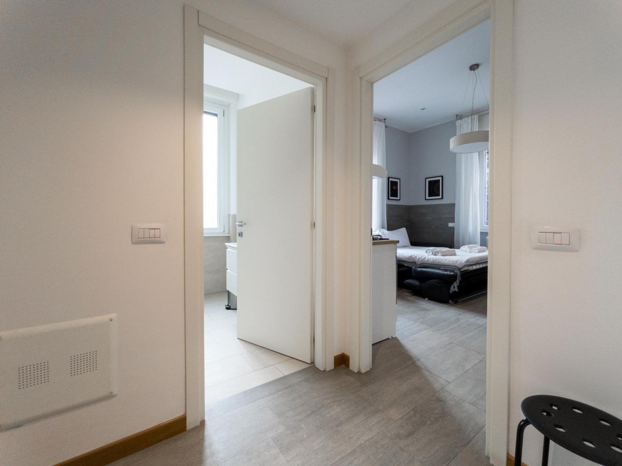Rrrapido Holy Suites And Rooms - Via Sardegna Mediolan Zewnętrze zdjęcie